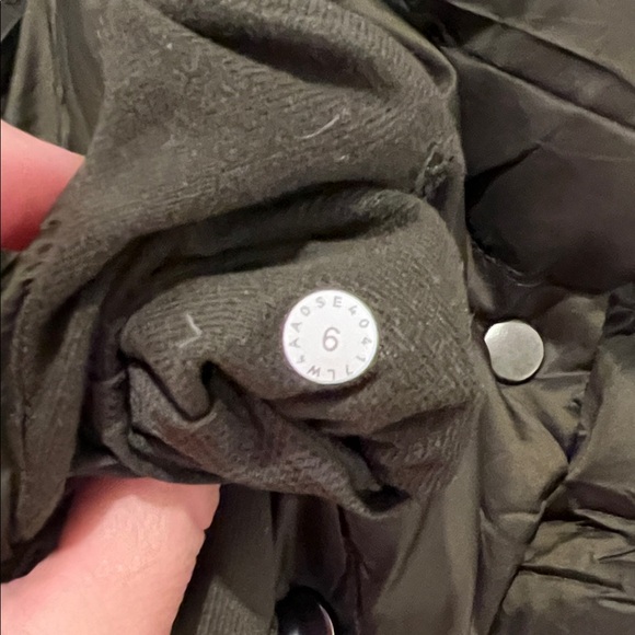 Lululemon dark Green Puffer Vest - 6 - Picture 6 of 6